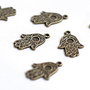 Charm manuta Hamsa bronz antichizat
