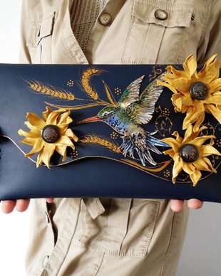 poseta plic handmade unicat din piele - Hummingbird and Sunflower