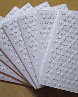 Carton embosat