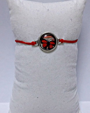 Bratara snur si cabochon Fluture
