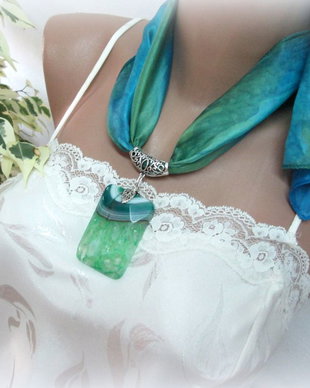 Esarfa colier agat verde