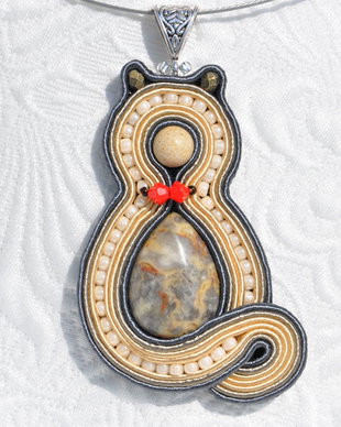 Pandantiv soutache pisica
