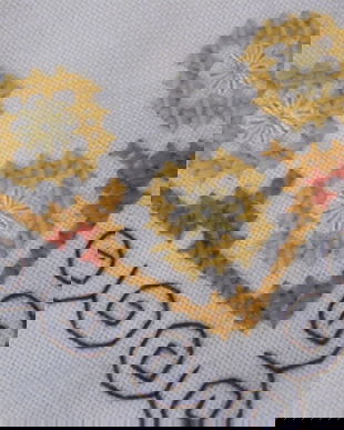 Fata de masa in cruciulite