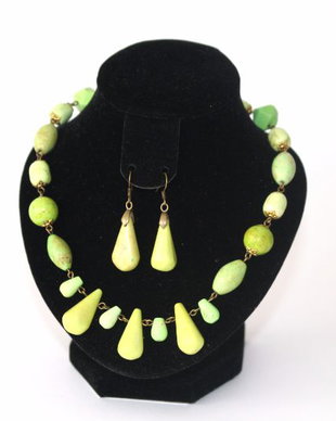 Set cercei si colier howlite yellow green