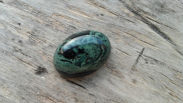 Cabochon kambaba jasper 25x18 mm