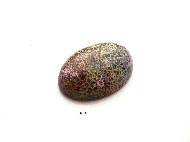 Cabochon agata veins