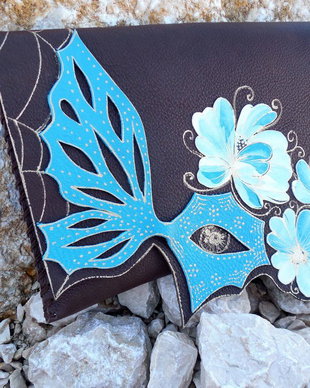 poseta plic handmade unicat din piele - Blue Butterfly Masquerade