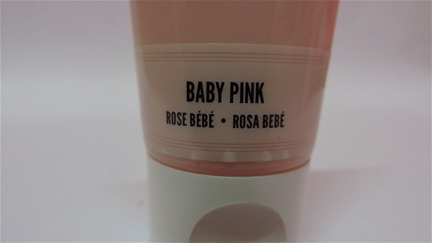 Vopsea acrilica cremoasa-baby pink