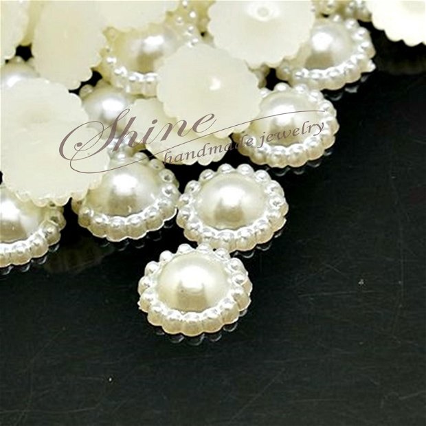 Cabochon perla floare, 10.5x4.5mm