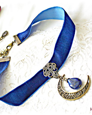 Colier Semiluna de lapis
