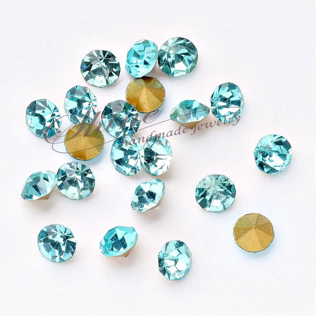 Strasuri conice rhinestone, Aquamarine (10buc)