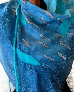 Esarfa de matase naturala cu insertii de lana impaslita