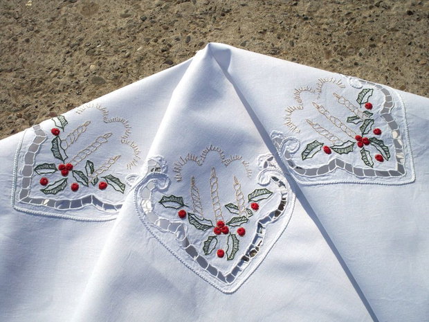 Broderie 1-373