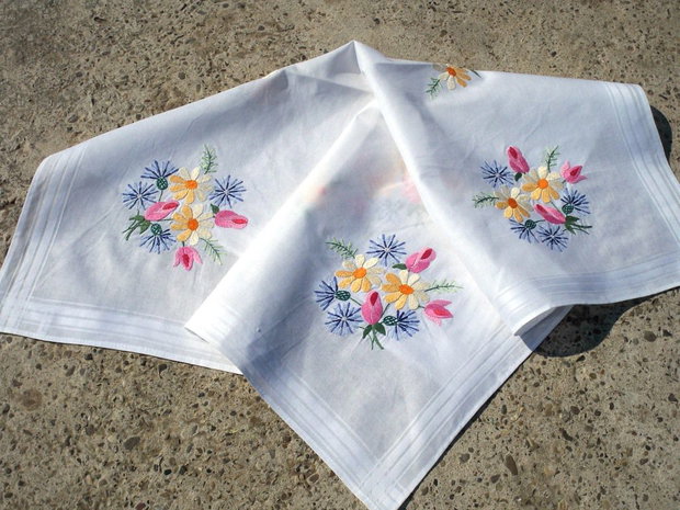 Broderie 1-380