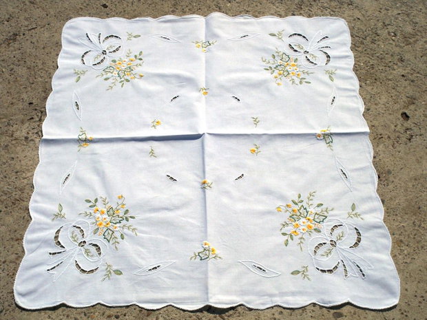 Broderie 1-384
