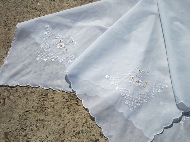 Broderie 1-393