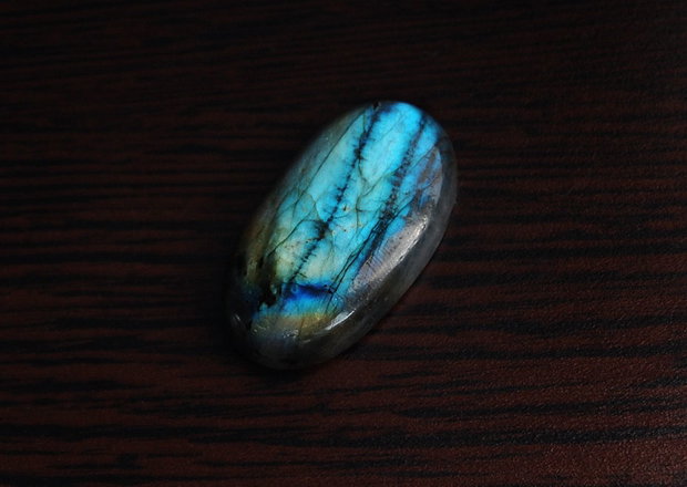 Cabochon Labradorit - Stralucire electrica  - Spectrolit