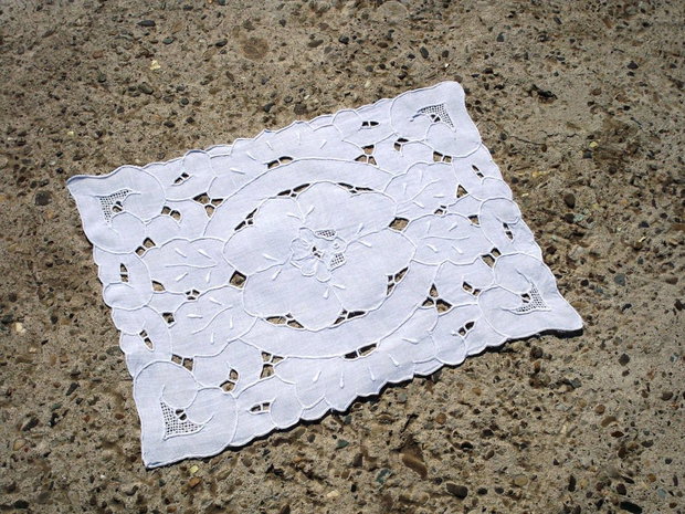 Broderie 1-406
