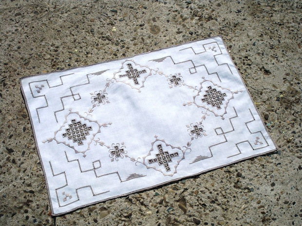 Broderie 1-407