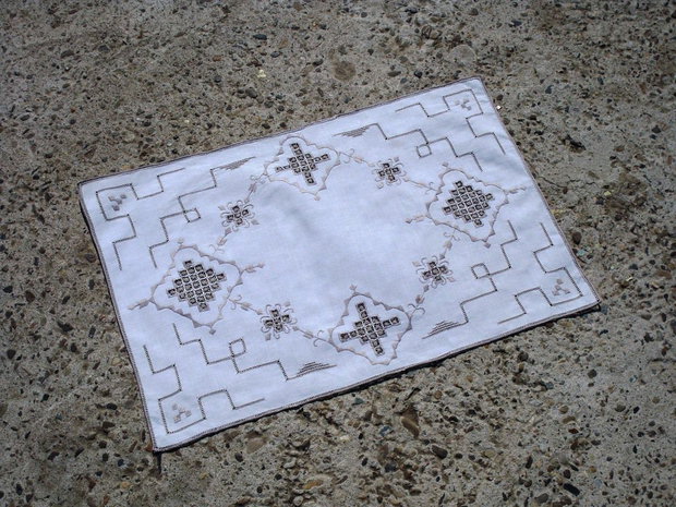 Broderie 1-407