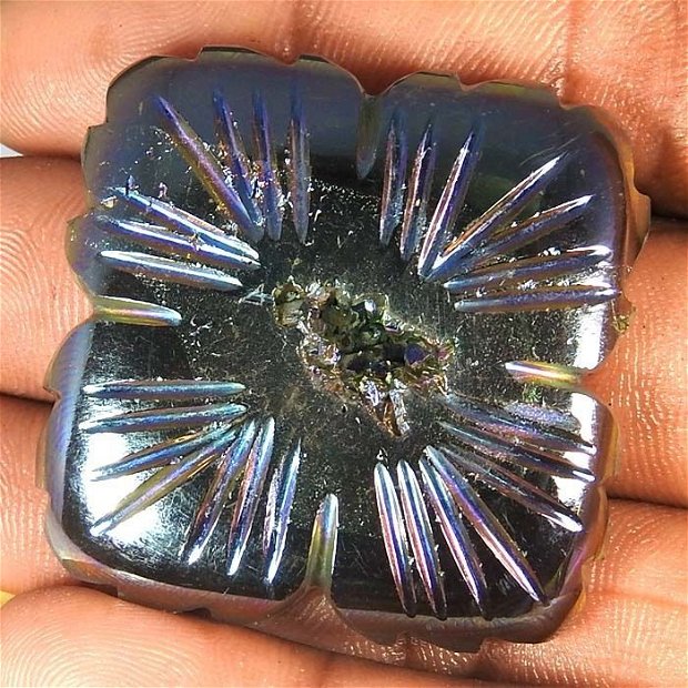 9349 - Pandantiv, cuart de sinteza, titanium / peacock / iridescent, 35x35x7mm