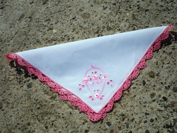 Accesoriu dantelat