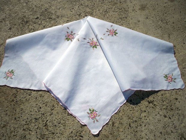 Broderie 1-428