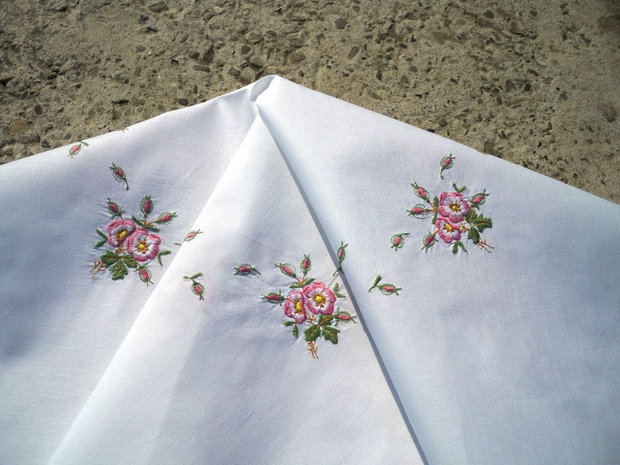 Broderie 1-428