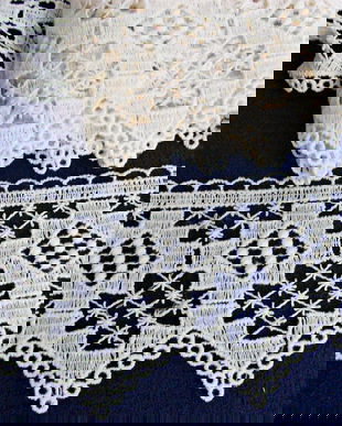 dantela fina cu coltisori ivory