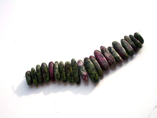 Ruby zoisite