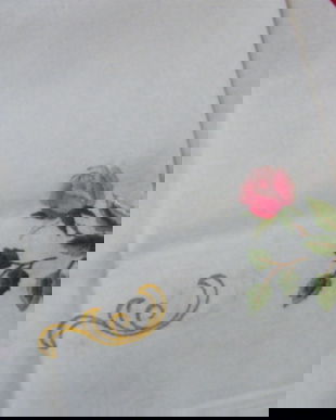 Fata de masa cu trandafiri-broderie