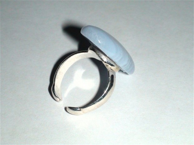 Inel reglabil din Argint 925 si Calcedonie albastra - IN387 - Inel bleu alb oval, cadou romantic, inel pietre semipretioase, cadou 8 martie sotie