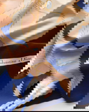 CHRISTIAN DIOR , ORIGINALA,  ESARFA  MATASE NATURALA