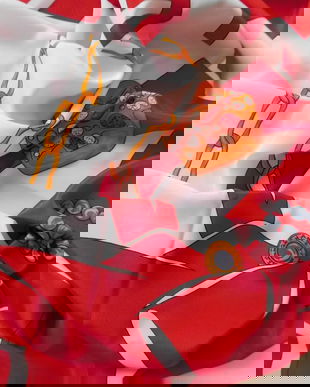 CHANEL ESARFA ORIGINALA MATASE NATURALA  SPECTACULOASA