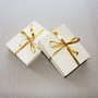 Carton crem embosat