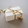 Carton crem embosat