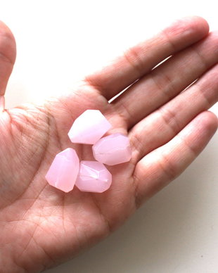 Pietre semipretioase, forma neregulata