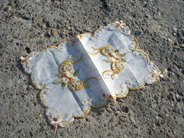 Broderie 1-474