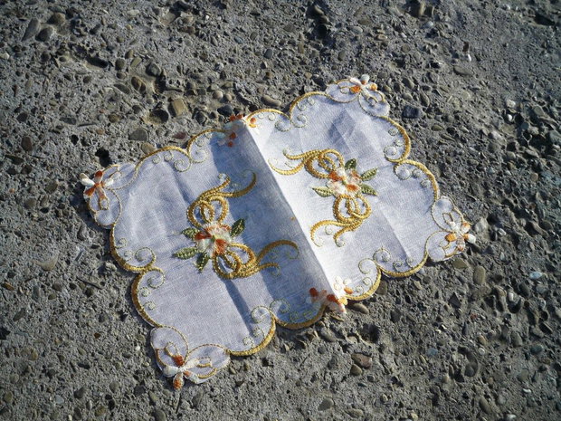 Broderie 1-474