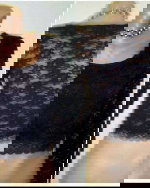 BUSTIERA  DIN DANTELA NEAGRA