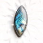 Cabochon Labradorit Marquise -  Peacock - spectrolit flashy
