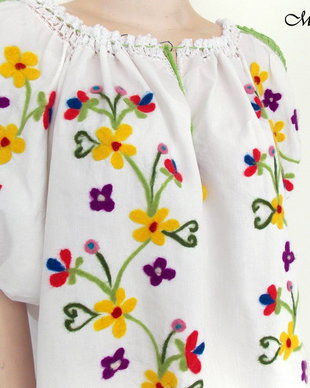 rezervat Bluza din panza de in cu broderie impaslita, ethno urban