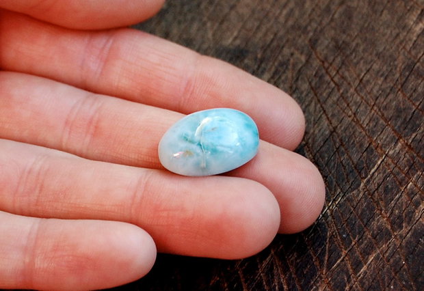 Cabochon Larimar dominican oval - natural, netratat, veritabil