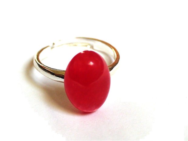 Inel reglabil delicat din Argint 925 si Agata rosie ovala - IN366 - Inel rosu romantic, inel pietre semipretioase, cadou romantic pentru ea