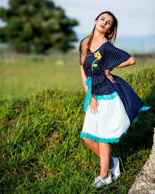 rochie maxi  dantelata