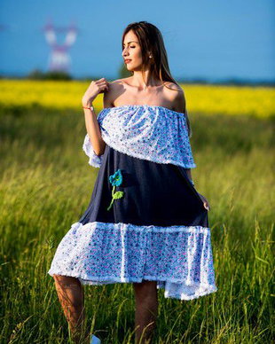 rochie de vara cu floricele si volane