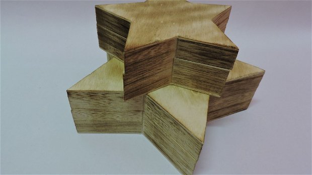 Set 2 cutii din lemn- stea