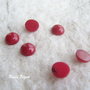 ( 2 bucati) Cabochon rosu din pasta de coral aprox 8x4 mm