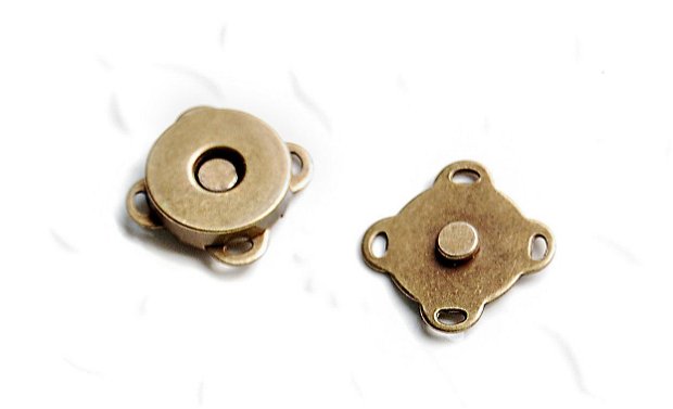 Inchizatoare magnetica bronz - 15 mm  [ pentru cusut ]