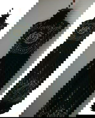 ORIENTAL BLACK BEAUTY